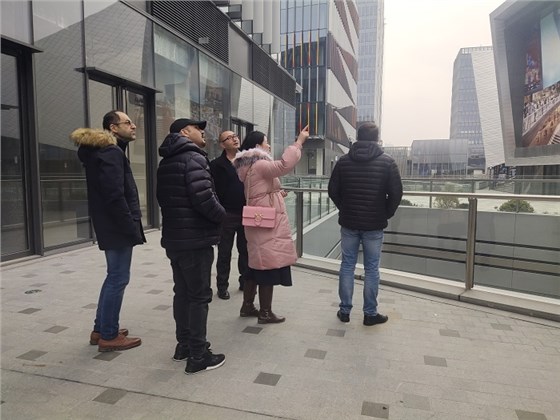 外賓來(lái)訪上海項(xiàng)目部