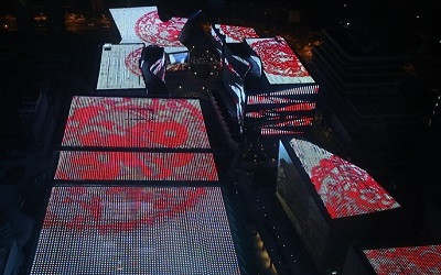 11月3日，央視總臺上海國際傳媒港舉行燈光首秀