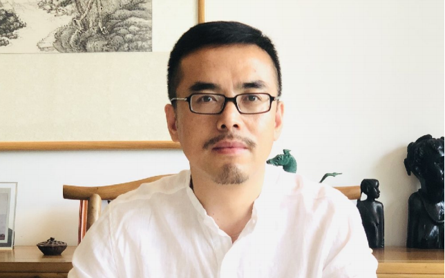 信達電通董事長王春龍：用光溫暖世界